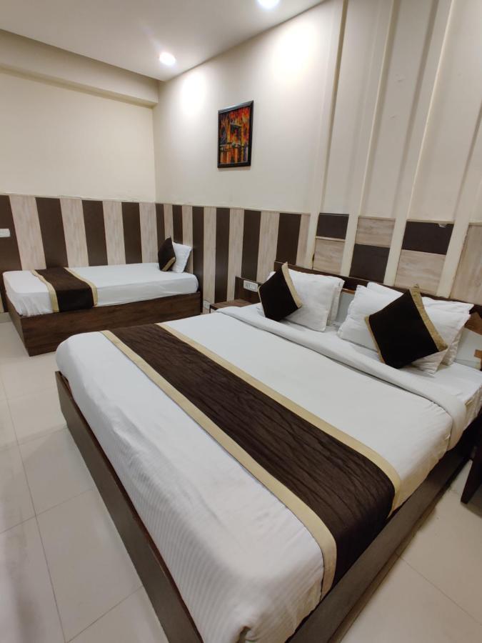 Raj Darbar - 10 Meter From Golden Temple Hotel Amritsar Exterior photo