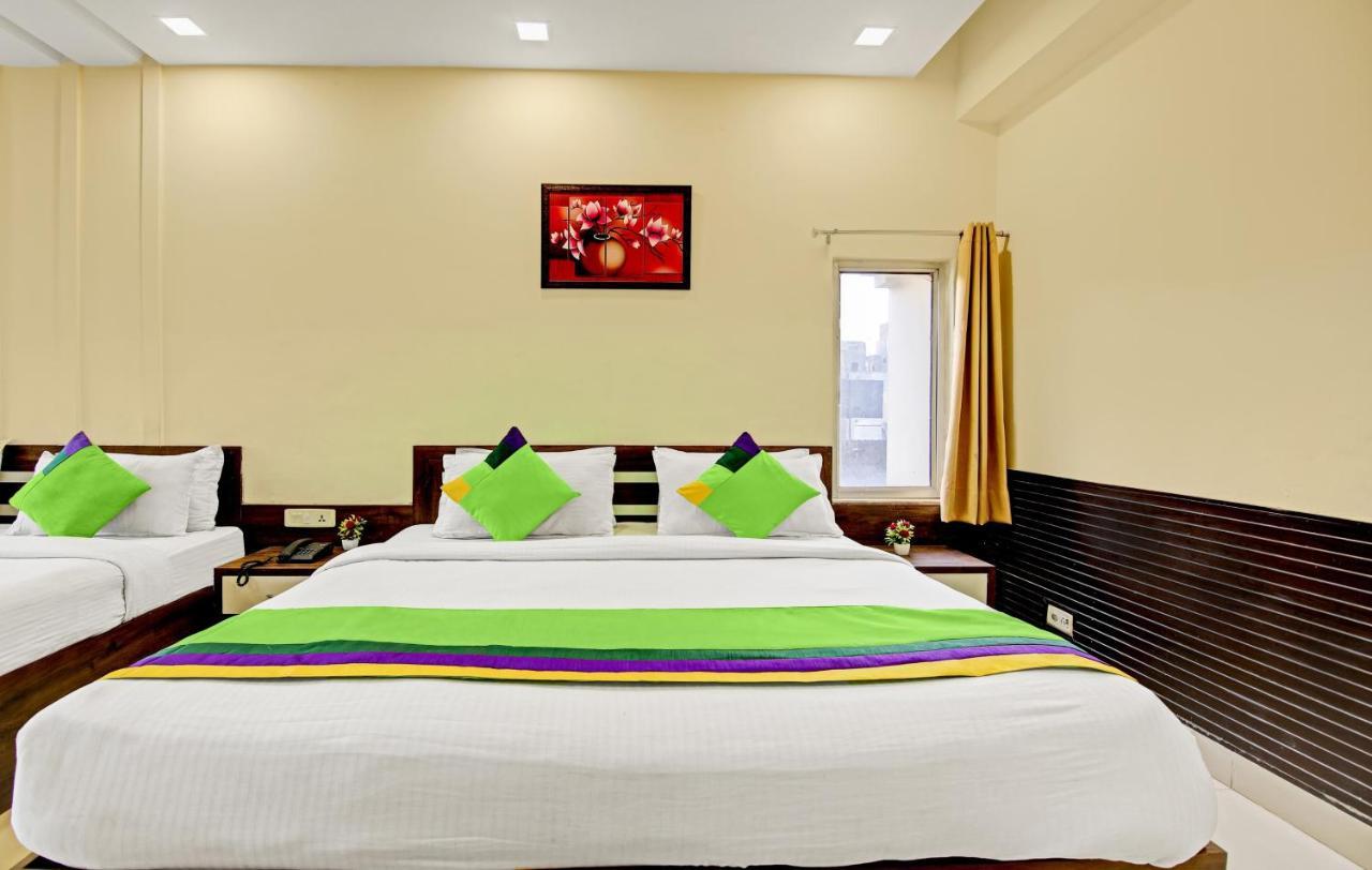 Raj Darbar - 10 Meter From Golden Temple Hotel Amritsar Exterior photo